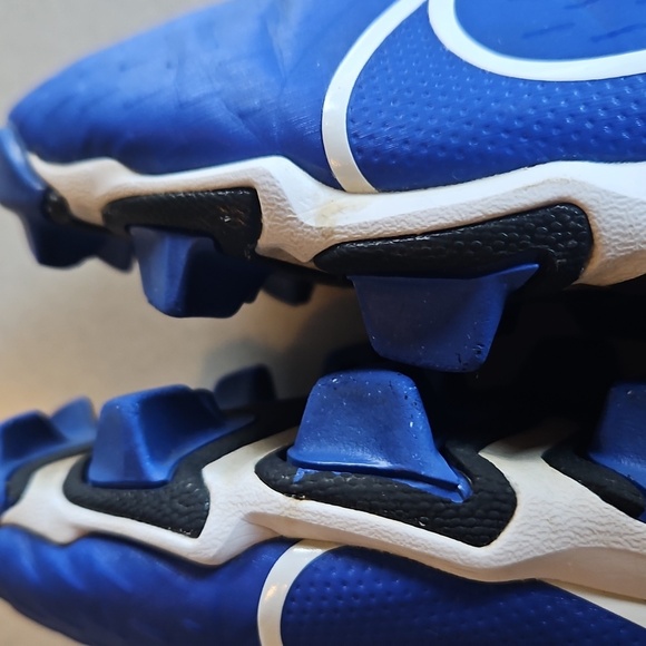 Blue Nike Softball Cleats - Picture 10 of 12